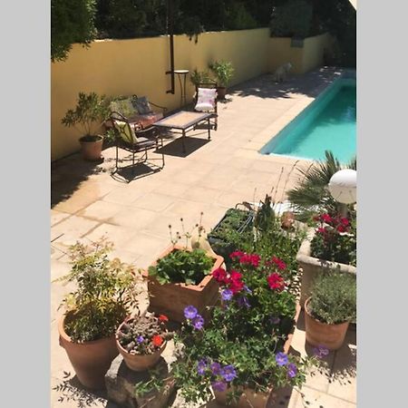 Ecrin de verdure avec accès piscine en plein Aix Aix-en-Provence Buitenkant foto
